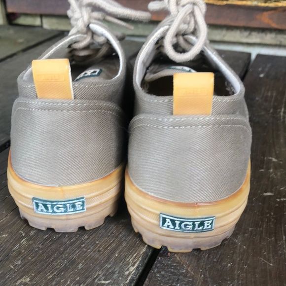 2/$25 🍣 AIGLE Lace-Ups Shoes in Olive, Size 5 - Picture 2 of 7